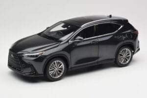Lexus NX450h+ AZ20 Must Kyosho 1:18 08968GBK Vaik