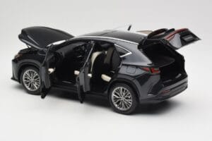 Lexus NX450h+ AZ20 Must Kyosho 1:18 08968GBK Vaik - pilt 5/8
