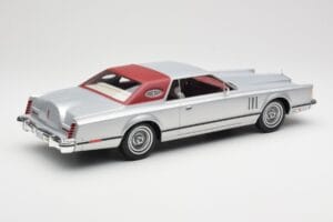 Lincoln Continental Mark V Coupe Hõbedane BoS Models 1:18 BOS084 Vaik - pilt 2/6