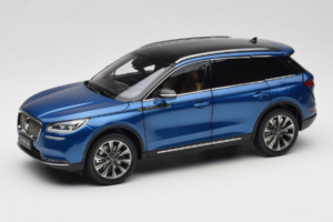 Lincoln Corsair Sinine OEM 1:18 LINCOLN001 Metall