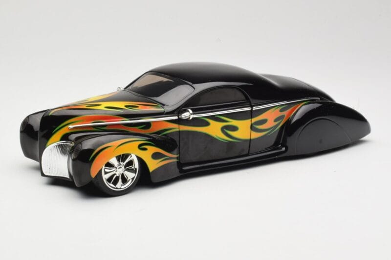 Lincoln Zephyr Scrape Custom Must Leekidega Hot Wheels 1:18 57319 Metall