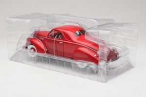 Lincoln Zephyr The Three Stooges Filmimasin Auto World 1:18 AWSS113/06 Metall - pilt 4/5