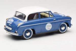 Lloyd Alexander TS #234 Sinine Revell 1:18 08463 Metall - pilt 3/8