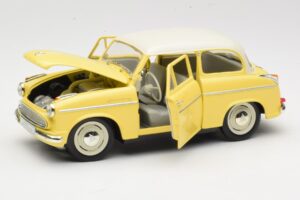 Lloyd Alexander TS Kollane Revell 1:18 08958 Metall - pilt 2/8