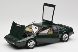 Lotus Esprit S1 Roheline AUTOart 1:18 75302 Metall - pilt 2/8