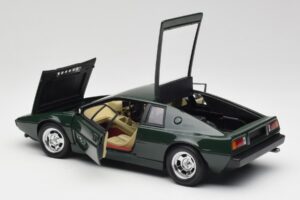 Lotus Esprit S1 Roheline AUTOart 1:18 75302 Metall - pilt 5/8