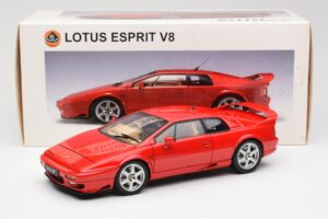Lotus Esprit V8 Punane AUTOart 1:18 75311 Metall - pilt 8/8