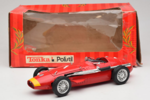 Maserati 250F Punane Tonka 1:18 16724 Metall - pilt 6/6