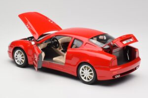 Maserati 3200 GT Punane Eriükogu Bburago 1:18 30071 Metall - pilt 5/8