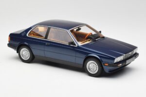 Maserati Biturbo Coupe Tumesinine Metallic Minichamps 1:18 107123500 Metall - pilt 4/6