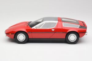 Maserati Bora Punane & Hõbedane Minichamps 1:18 107123721 Vaik - pilt 3/6