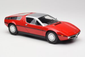 Maserati Bora Punane & Hõbedane Minichamps 1:18 107123721 Vaik - pilt 4/6