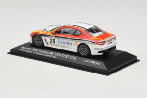 Maserati GranTurismo MC GT4 #28 Smurra / Piancastelli Maserati MC 2010 Minichamps 1:43 400101228 Metall - pilt 3/5