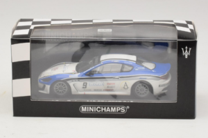 Maserati GranTurismo MC GT4 #9 Moncada / Petrini Maserati MC 2010 Minichamps 1:43 400101209 Metall - pilt 4/5