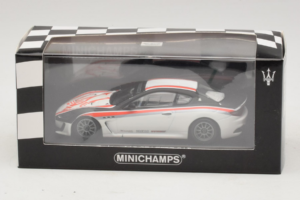 Maserati GranTurismo MC GT4 Trofeo GranTurismo MC Test Car 2010 Minichamps 1:43 400101201 Metall - pilt 4/4