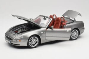 Maserati 4200 GT Spyder Hall Bburago 1:18 18-12019 Metall - pilt 2/8