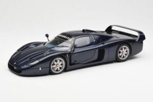 Maserati MC12 Road Car Sinine Metallic AUTOart 1:18 75802 Metall