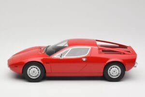 Maserati Merak Punane Minichamps 1:18 107123761 Vaik - pilt 3/6