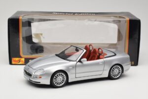 Maserati Spyder Hõbedane Maisto 1:18 31667 Metall - pilt 8/8