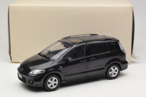 Mazda 5 Must Paudi Model 1:18 2169BK Metall - pilt 8/8