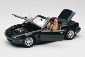 Mazda MX-5 NA Emerald Green Gate 1:18 01017 Metall - pilt 2/8
