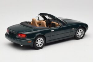 Mazda MX-5 NA Emerald Green Gate 1:18 01017 Metall - pilt 3/8