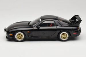 Mazda RX-7 FD Tuned Version Brilliant Black AUTOart 1:18 75968 Metall - pilt 4/8