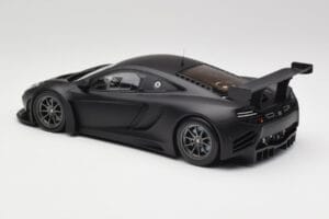 McLaren 12C GT3 Carbon Matt Must Minichamps 1:18 151121390 Metall - pilt 5/6