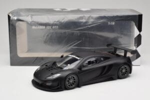 McLaren 12C GT3 Carbon Matt Must Minichamps 1:18 151121390 Metall - pilt 6/6
