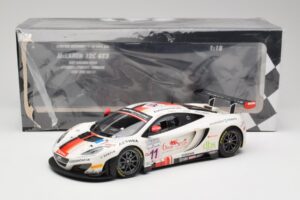McLaren 12C GT3 #11 Art Grand Prix C. Leclerc / N. Parisy / A. Soucek Spa 24 Hours 2013 Minichamps 1:18 151131311 Metall - pilt 6/6