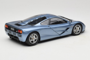 McLaren F1 Sinine LCD 1:18 LCD18014-BU Metall - pilt 3/8
