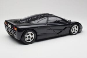 McLaren F1 Blue Metallic Minichamps 1:12 530133130 Metall - pilt 3/8