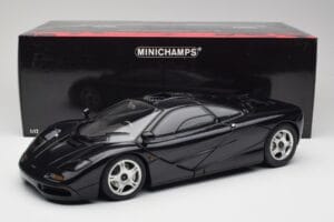 McLaren F1 Blue Metallic Minichamps 1:12 530133130 Metall - pilt 8/8