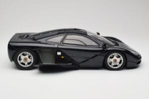 McLaren F1 Dark Blue Metallic Minichamps 1:12 530133128 Metall - pilt 4/9