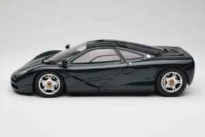 McLaren F1 Dark Green Metallic Minichamps 1:12 530133127 Metall - pilt 5/9