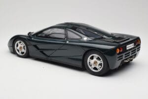 McLaren F1 Dark Green Metallic Minichamps 1:12 530133127 Metall - pilt 8/9