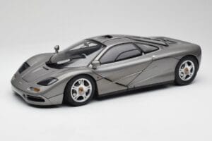 McLaren F1 Dark Silver Minichamps 1:12 530133124 Metall