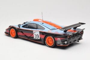 McLaren F1 GTR #39 Gulf R. Bellm / A. Gilbert / M. Sekiya 24 Hours of Le Mans 1997 UT Models 1:18 39725 Metall - pilt 7/8