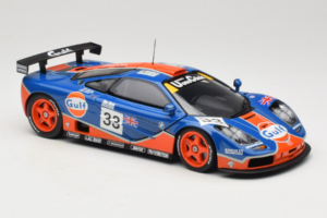 McLaren F1 GTR Gulf #33 R. Bellm / M. Weaver / J-J. Lehto 24 Hours of Le Mans 1996 UT Models 1:18 530161833 Metall - pilt 6/8