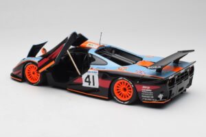 McLaren F1 GTR Gulf #41 P. Gounon / S. Oloffson 24 Hours of Le Mans 1997 Minichamps 1:18 530133741 Metall - pilt 5/8