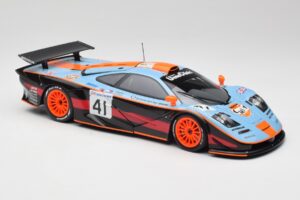 McLaren F1 GTR Gulf #41 P. Gounon / S. Oloffson 24 Hours of Le Mans 1997 Minichamps 1:18 530133741 Metall - pilt 6/8