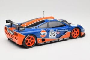 McLaren F1 GTR Gulf Racing #33 S. Bellm / A. Weaver / J. Lehto 24 Hours of Le Mans 1996 Minichamps 1:18 530133633 Metall - pilt 3/8