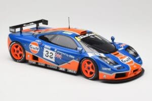 McLaren F1 GTR Gulf Racing #33 S. Bellm / A. Weaver / J. Lehto 24 Hours of Le Mans 1996 Minichamps 1:18 530133633 Metall - pilt 6/8
