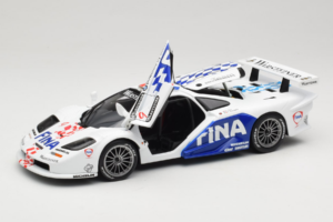 McLaren F1 GTR #9 P. Kox / R. Ravaglia FIA GT Championship 1997 UT Models 1:18 39711 Metall - pilt 2/8