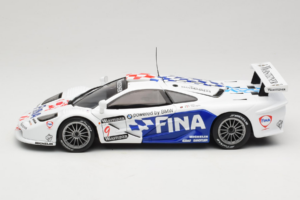McLaren F1 GTR #9 P. Kox / R. Ravaglia FIA GT Championship 1997 UT Models 1:18 39711 Metall - pilt 4/8