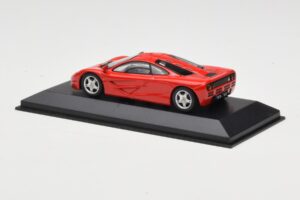 McLaren F1 Punane Minichamps 1:43 433133438 Metall - pilt 3/4