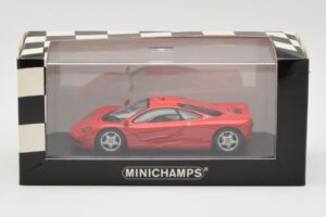 McLaren F1 Punane Minichamps 1:43 433133438 Metall - pilt 4/4