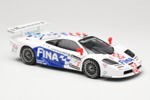 McLaren F1 GTR #8 Team BMW J-J. Lehto / S. Soper FIA GT Championship 1997 UT Models 1:18 39710 Metall - pilt 6/8
