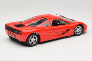 McLaren F1 High Mirror Light Red Guiloy 1:18 67505 Metall - pilt 3/8