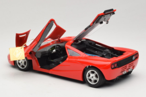 McLaren F1 High Mirror Light Red Guiloy 1:18 67505 Metall - pilt 5/8